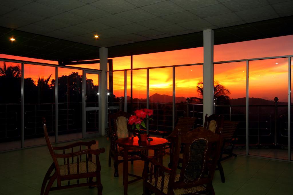 Delma Mount View Hotell Kandy Eksteriør bilde